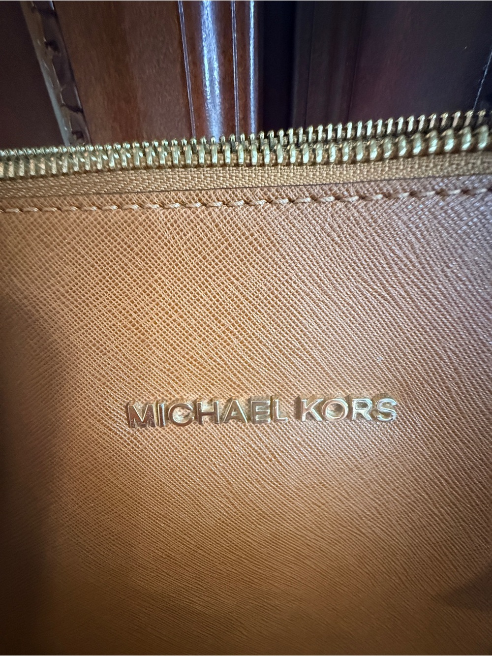 Michael Kors Jet Set Travel
Saffiano LeatherTote in 
Luggage Brown EUC like new! - Picture 3 of 17